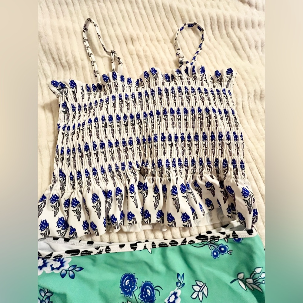 Blue and Green Floral Women's Swim Set - Picture 12 of 15